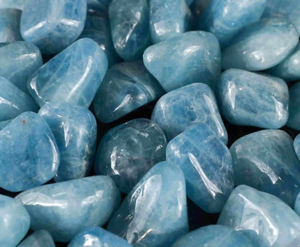 Beryl Stone (Meaning, Benefits, Significance and Properties) - Stonesn.com